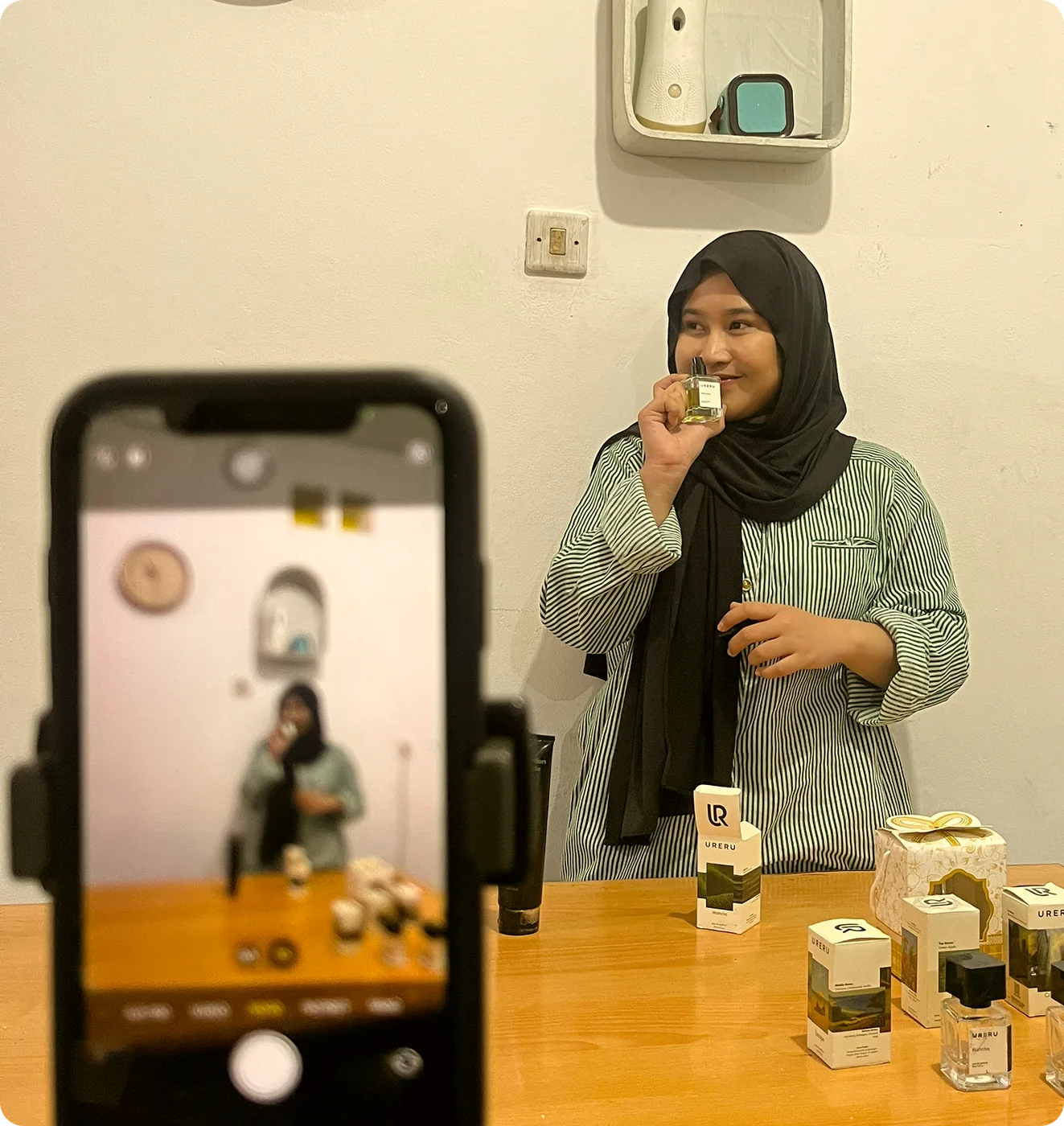 Sesi live selling produk